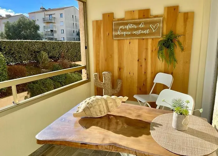 Lejlighed Perle Du Sud Avec Parking Prive, Piscine Ete Dans Calme Sainte-Maxime