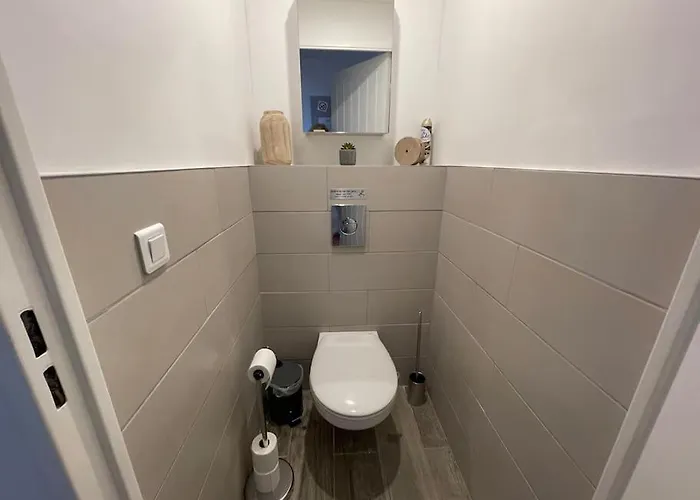 Perle Du Sud Avec Parking Prive, Piscine Ete Dans Calme Sainte-Maxime