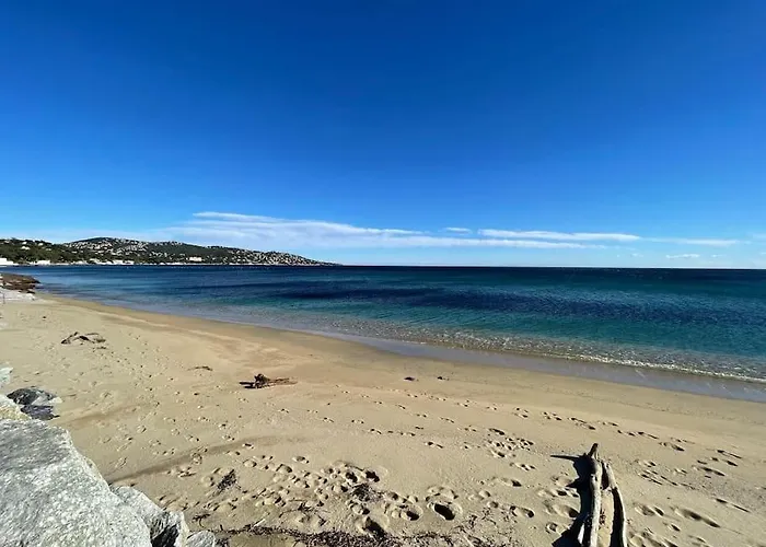 Perle Du Sud Avec Parking Prive, Piscine Ete Dans Calme Lejlighed *